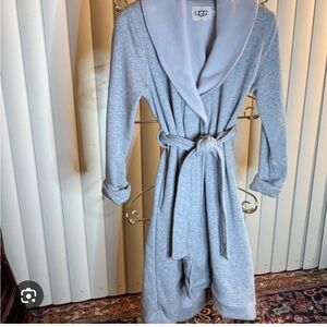Women’s grey ugg robe